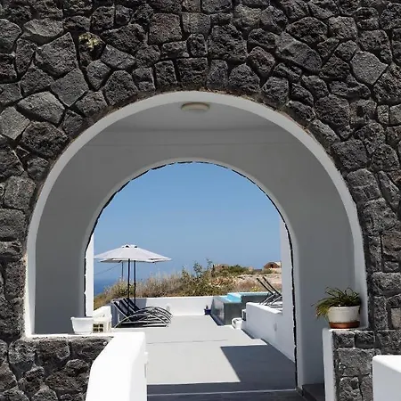 White Element Aparthotel Karterados (Santorini)